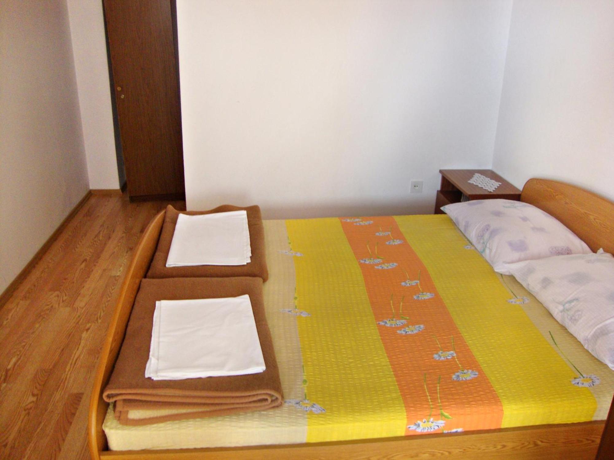 Apartments by the sea Podaca, Makarska - 2612 Rum bild