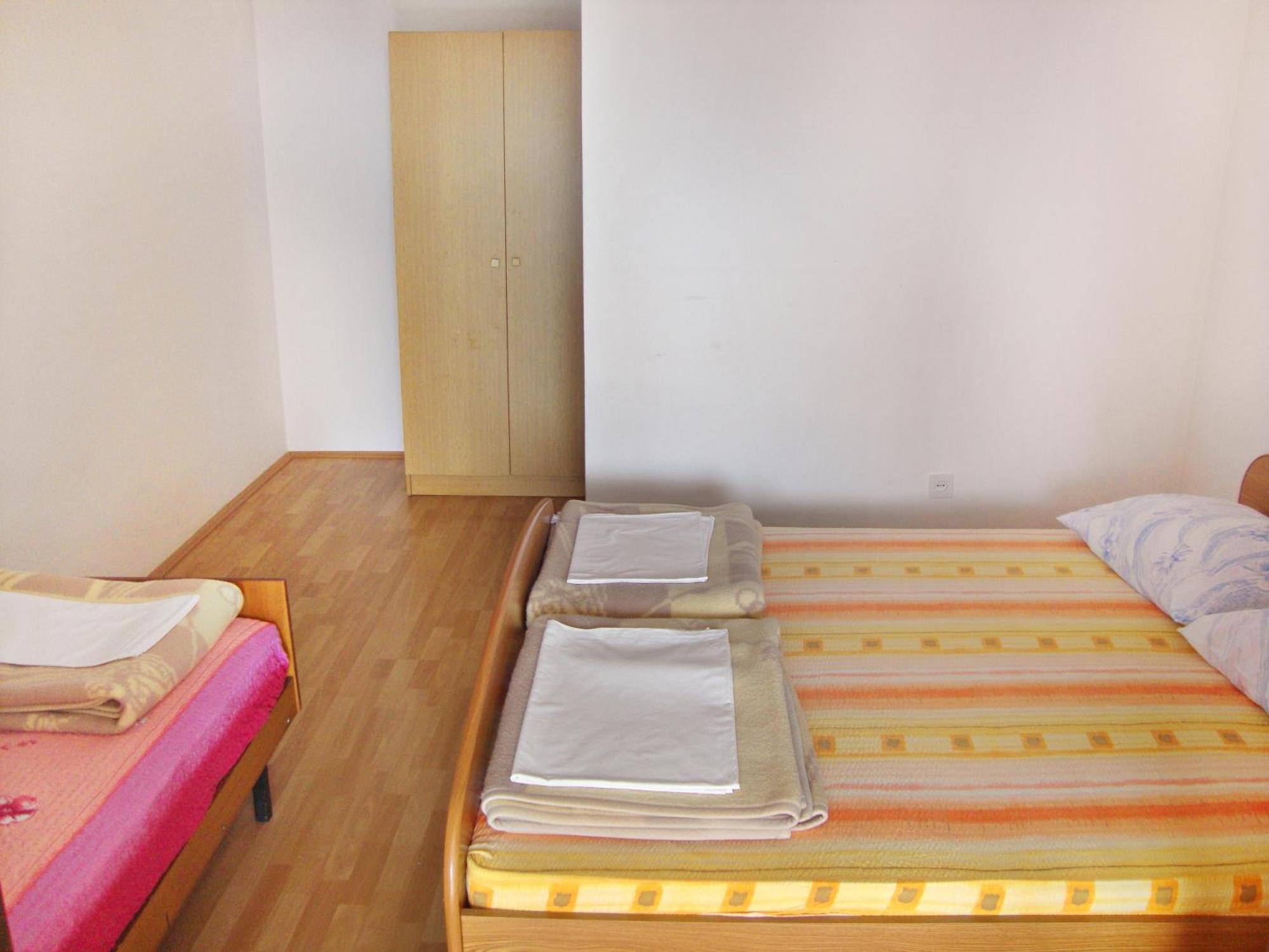 Apartments by the sea Podaca, Makarska - 2612 Rum bild
